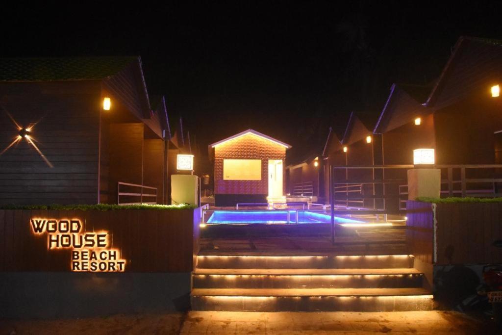 Woodhouse Beach Resort バガ エクステリア 写真